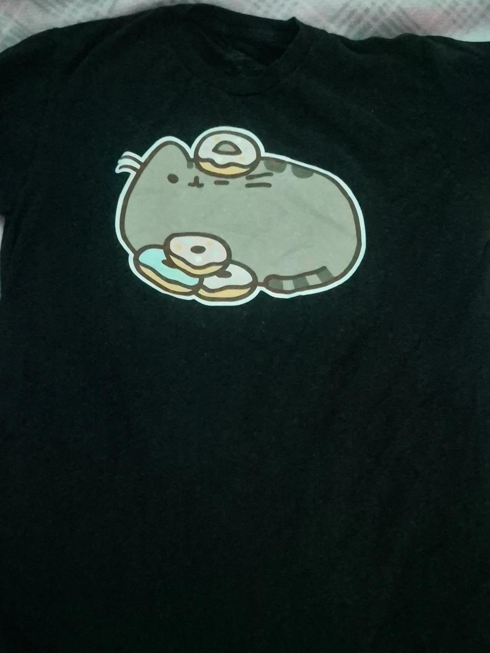 Hot Topic Black Pusheen Tee
